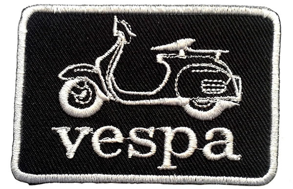 画像1: イタリア 刺繍ワッペン Vespa【カラー・ホワイト】【カラー・ブラック】