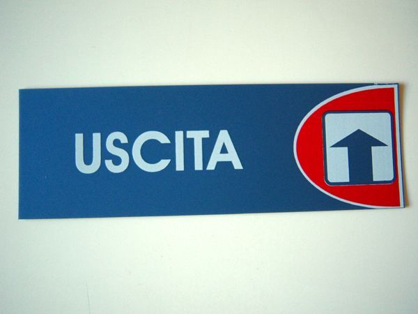 画像1: イタリア語表記シール貼付けタイプ  出口　USCITA 【カラー・レッド】【カラー・ホワイト】【カラー・ブルー】