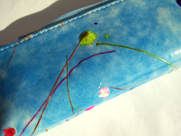 画像3: 真っ青な空みたいな爽やか＆お花のついたペンケース 【カラー・ブルー】【カラー・マルチ】