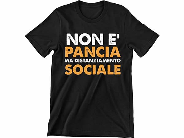 画像1: イタリア語おもしろTシャツ「お腹が出てるんじゃなくって、ソーシャルディスタンスなんだ」メンズ S-XXL ブラック (1)