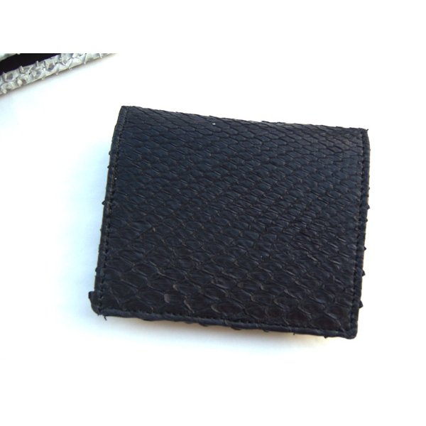 画像3: イタリア製パイソン　蛇革の上品な小銭入れ　艶無し 【カラー・ブラック】 (3)